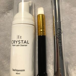 Lash extension cleaner and mascara